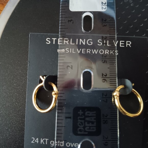 *Price Drop* New belk SILVERWORKS small hoop earrings - Picture 4 of 5
